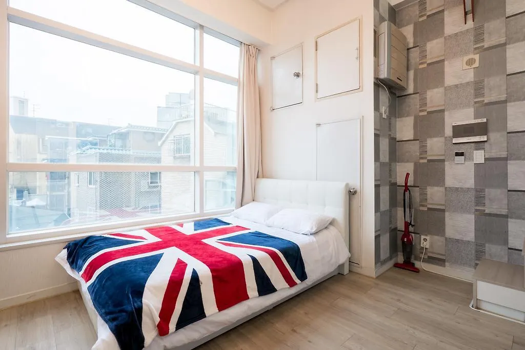 202 House Seoul Station Apartment
