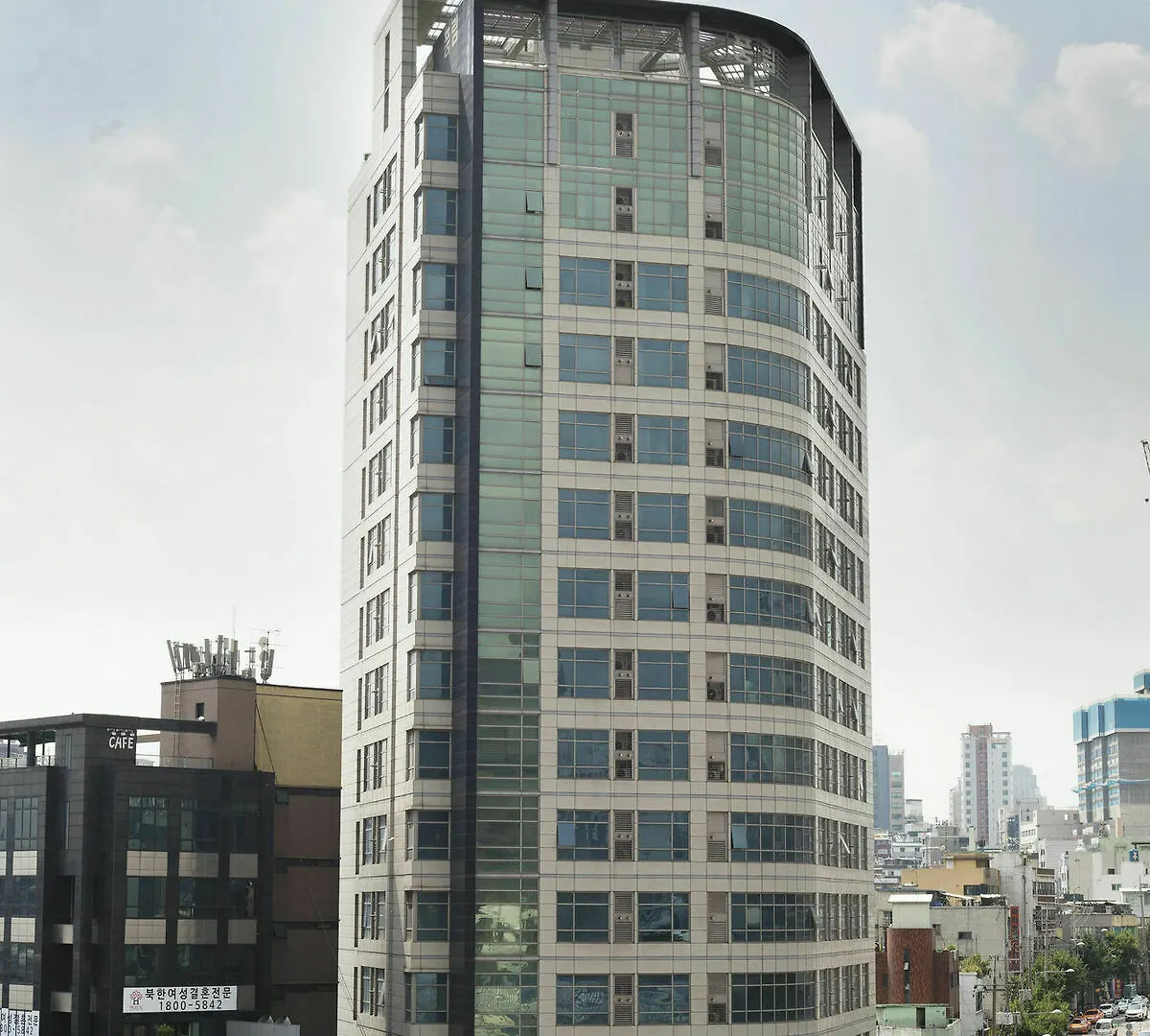 202 House Seoul Station Apartment