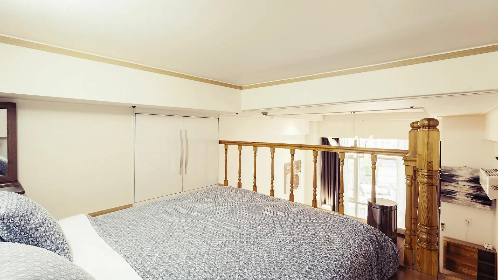 202 House Seoul Station Apartment