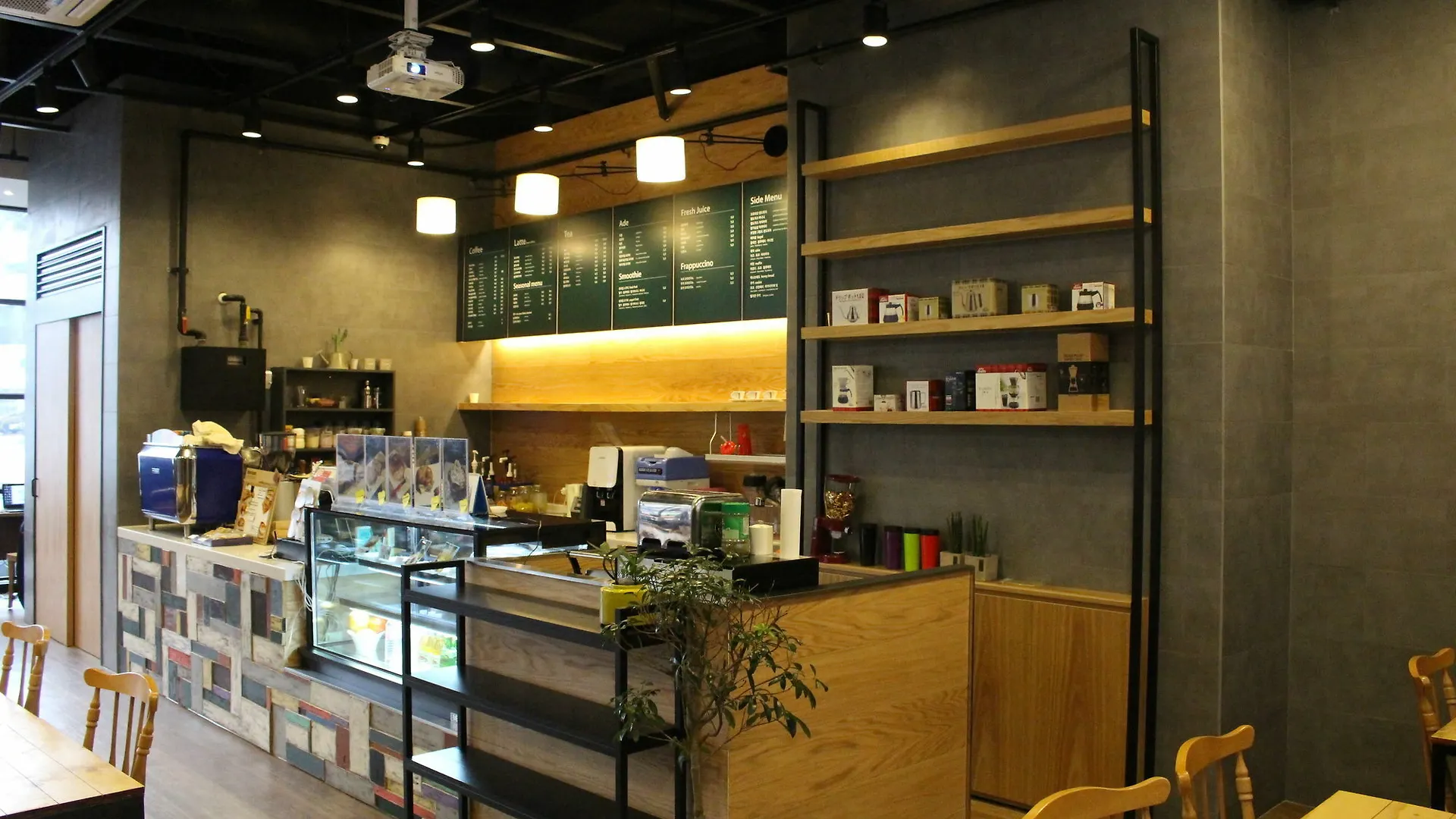 202 House Seoul Station Apartment